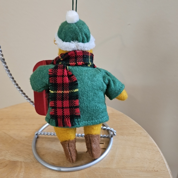 Ornament Disney Winnie the Pooh with Sled 2003 - Picture 4 of 4